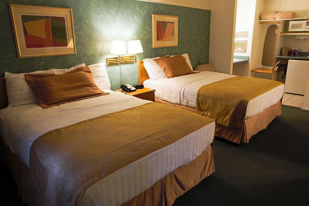 Pines Inn&Suites Cottonwood Extérieur photo