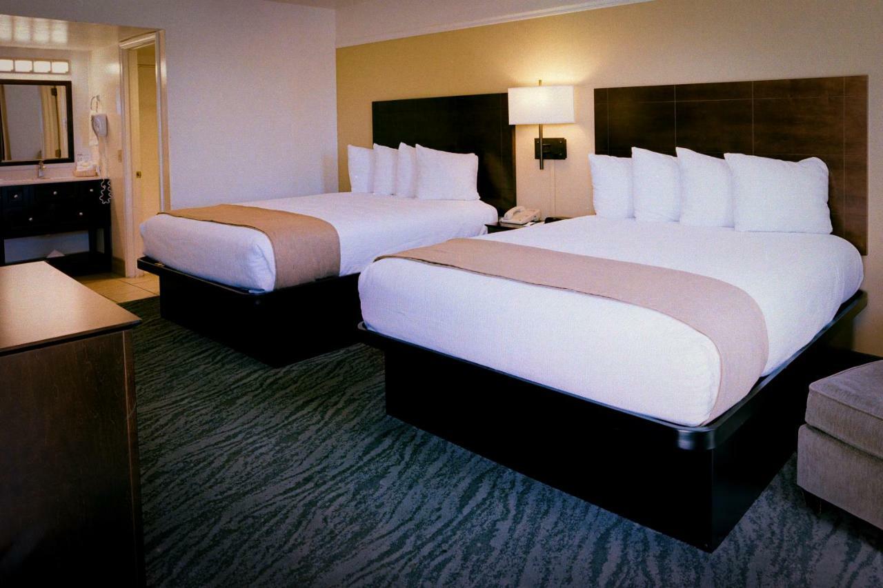 Pines Inn&Suites Cottonwood Extérieur photo