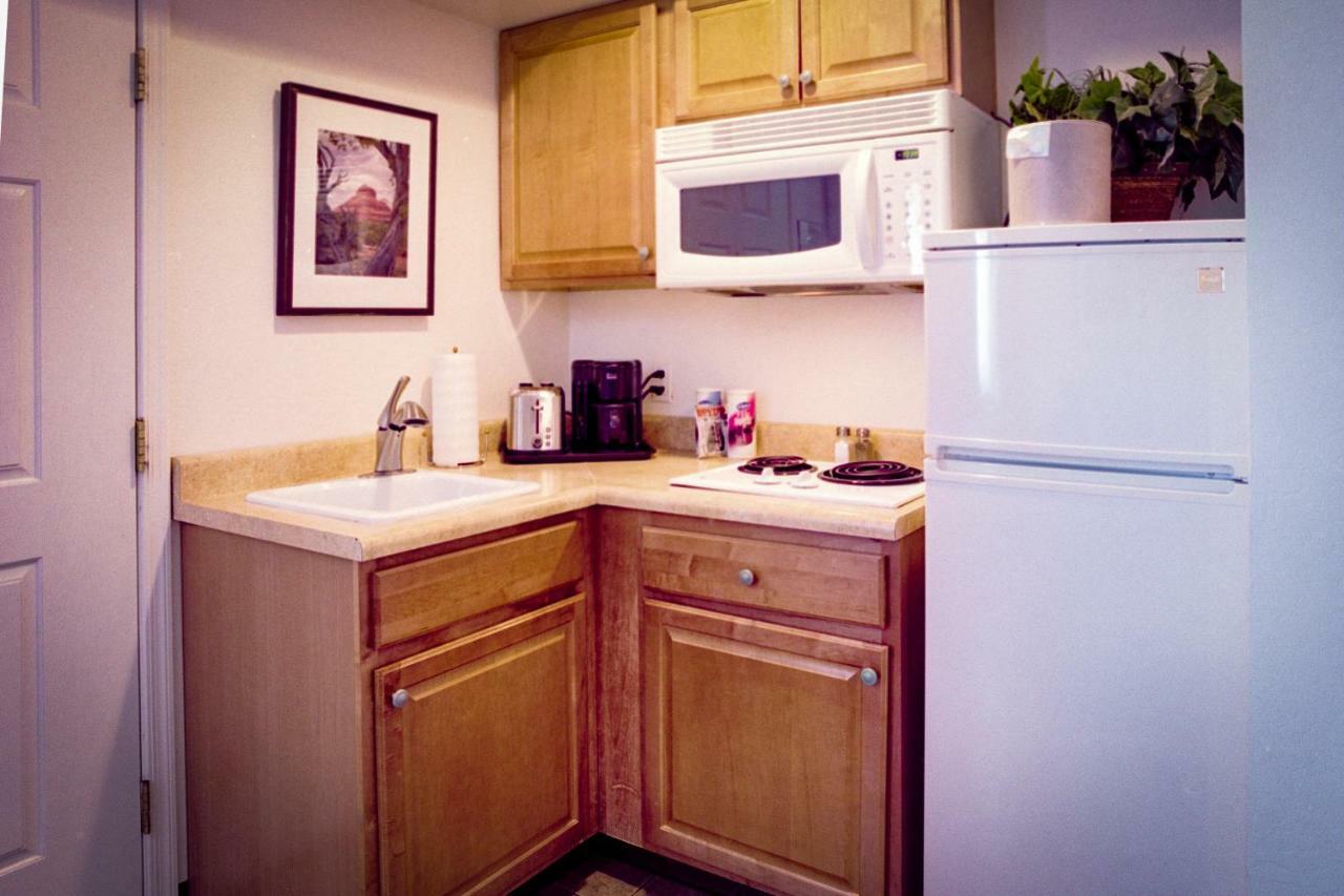Pines Inn&Suites Cottonwood Extérieur photo